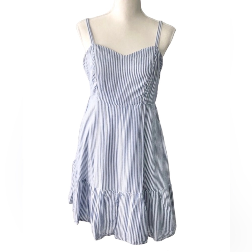 Blue and white Old Navy seersucker sundress with straps.  Size medium.